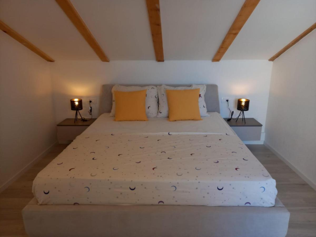 Seaview Suites Ondina Komiža Exterior foto