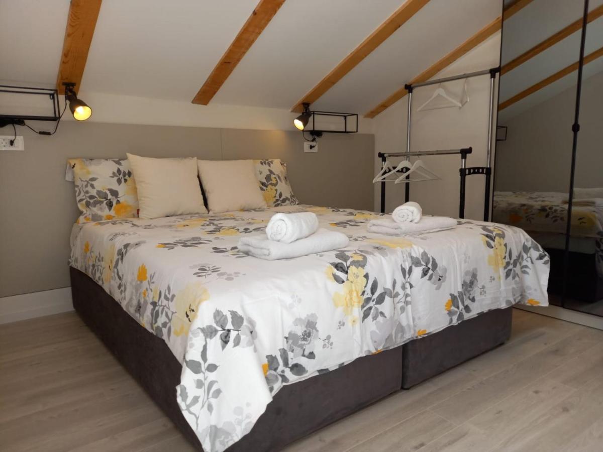 Seaview Suites Ondina Komiža Exterior foto